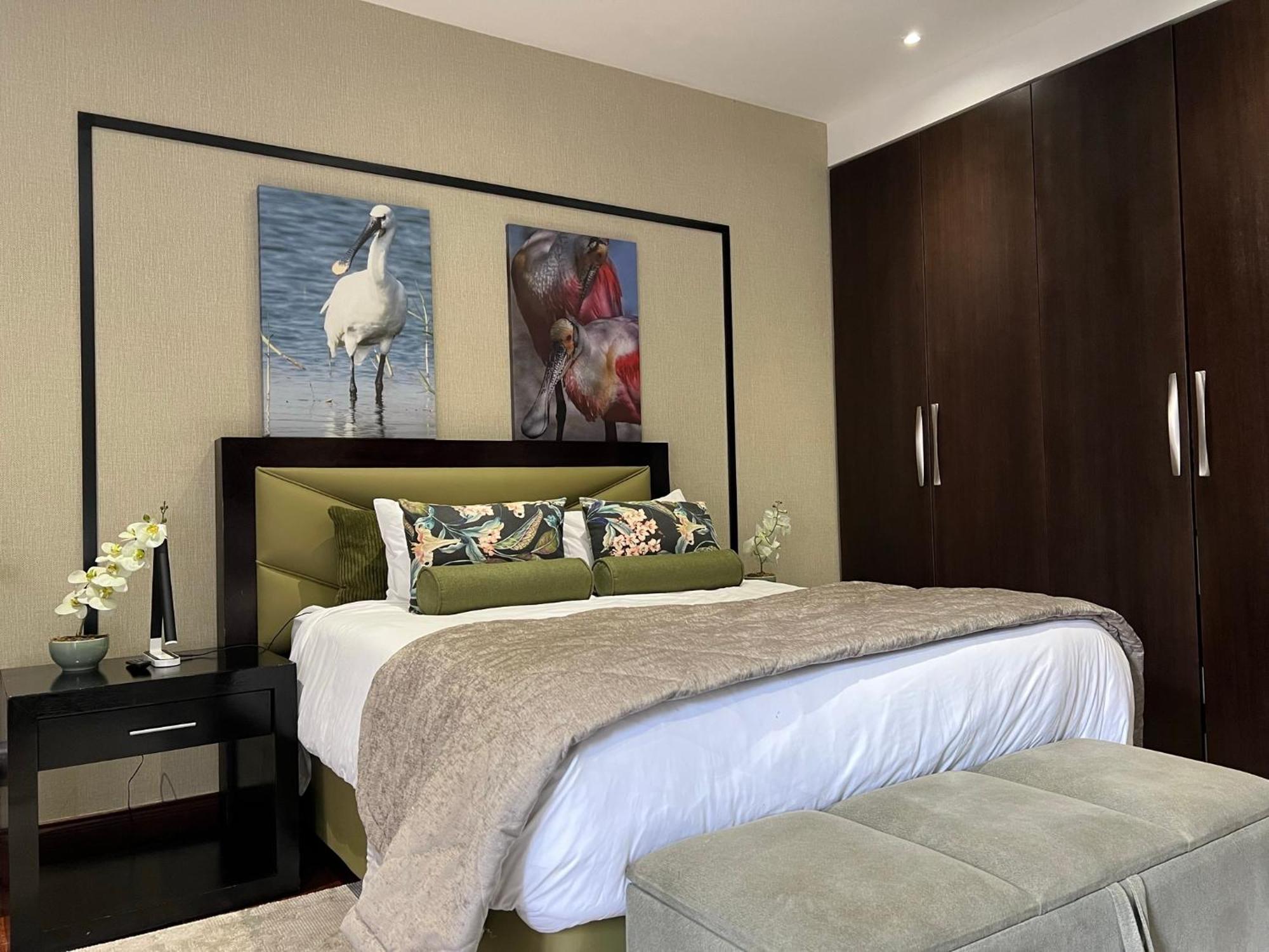 One O Eight Boutique Hotel Benoni Exterior photo