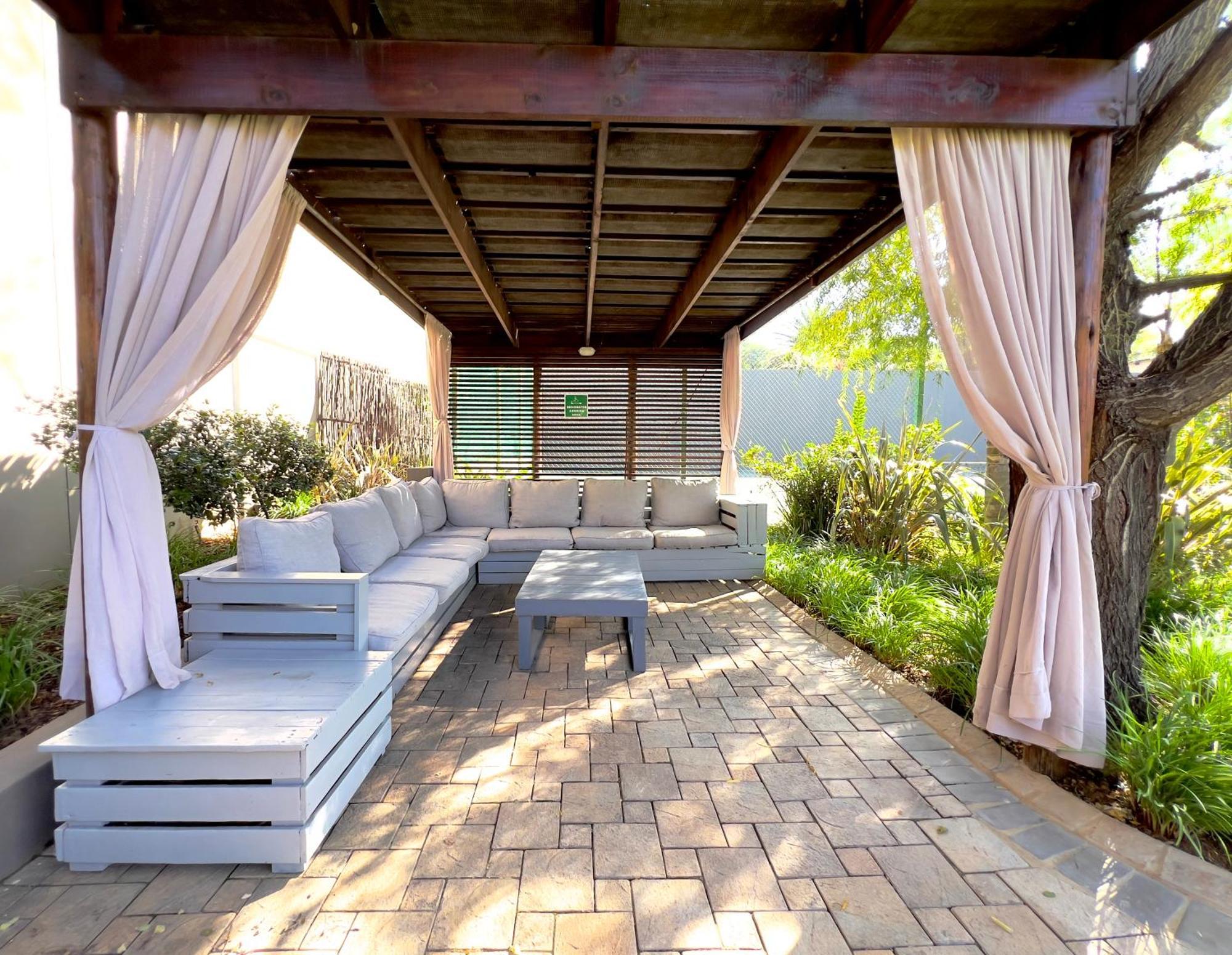 One O Eight Boutique Hotel Benoni Exterior photo